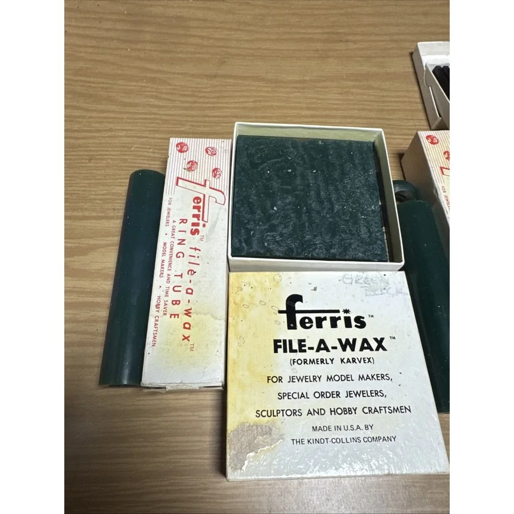 Ferris File-a-wax Lot Mix Blue Green Tube Bricks Block